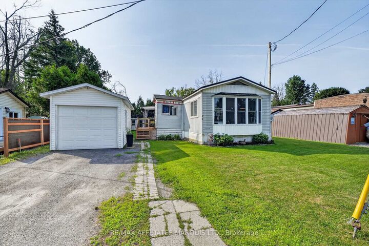 Property Photo:  28 Thomas Street  ON K0C 1N0 