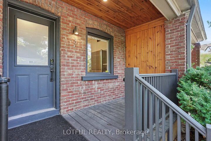Property Photo:  3 Martin Road  ON M4S 2V1 