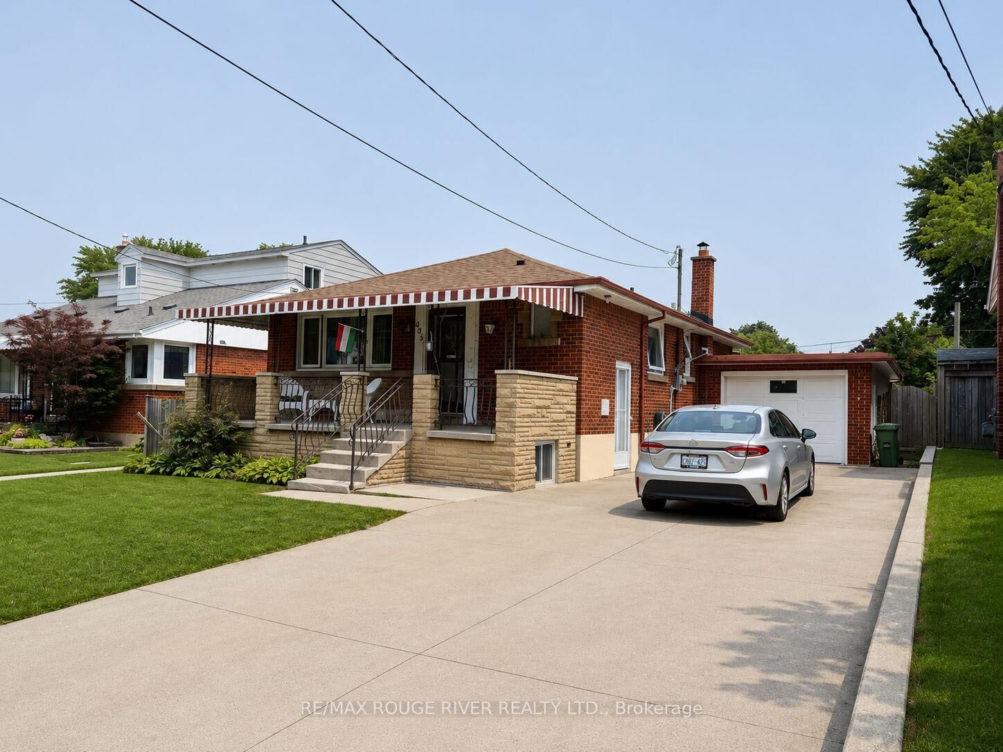 Property Photo:  283 East 45th Street Upper Unit  ON L8T 3K7 