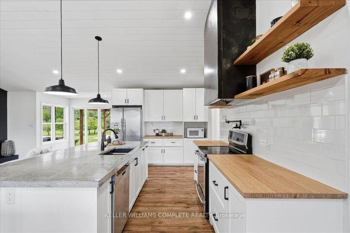 Property Photo:  16 Bonisteel Road  ON K8V 5P8 