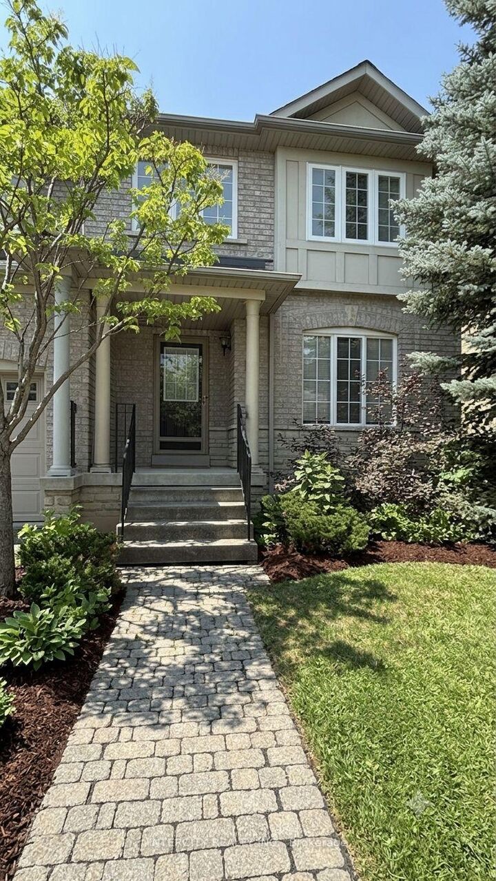 12 Castle Park Boulevard — photo 1