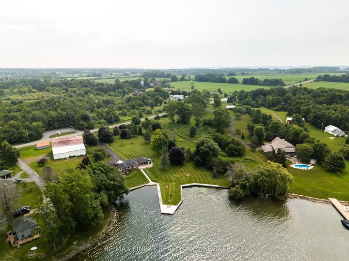 Property Photo:  40 Howe Island Ferry Road  ON K7L 4V1 