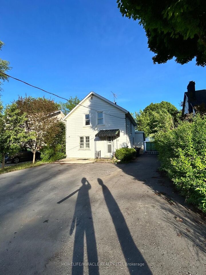 Property Photo: 37 Clarence Street ON L6W 1S2