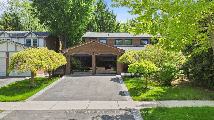 Property Photo:  5 Canterbury Crescent  ON M9A 5A4 