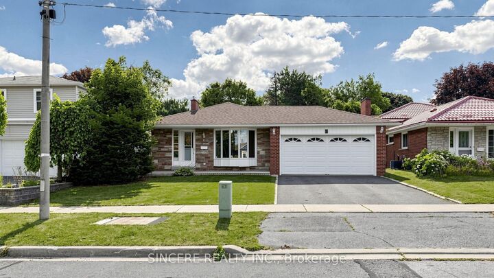 Property Photo: 5 Glendower Circuit ON M1T 2Y9