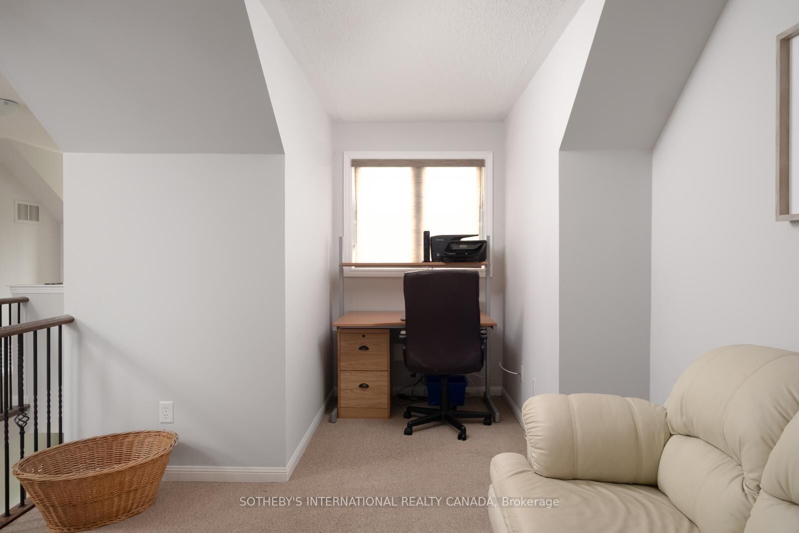 Property Photo:  969 Donnelly Street  ON L9T 6E2 