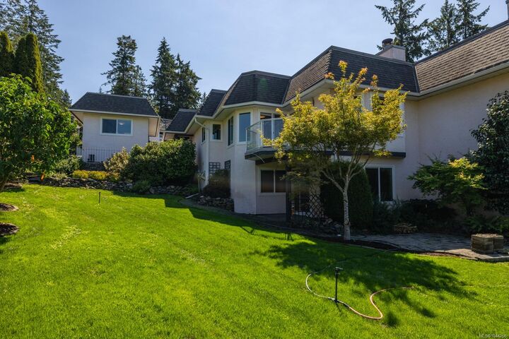 Property Photo: 930 Josephine Rd #12 BC V8M 1B3