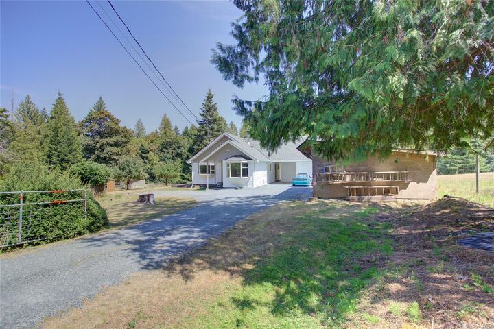 8147 Shasta Rd — photo 1