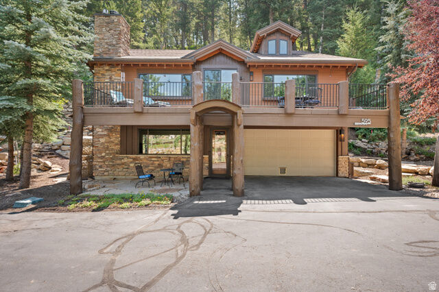 Property Photo:  595 Parkview Dr  UT 84098 