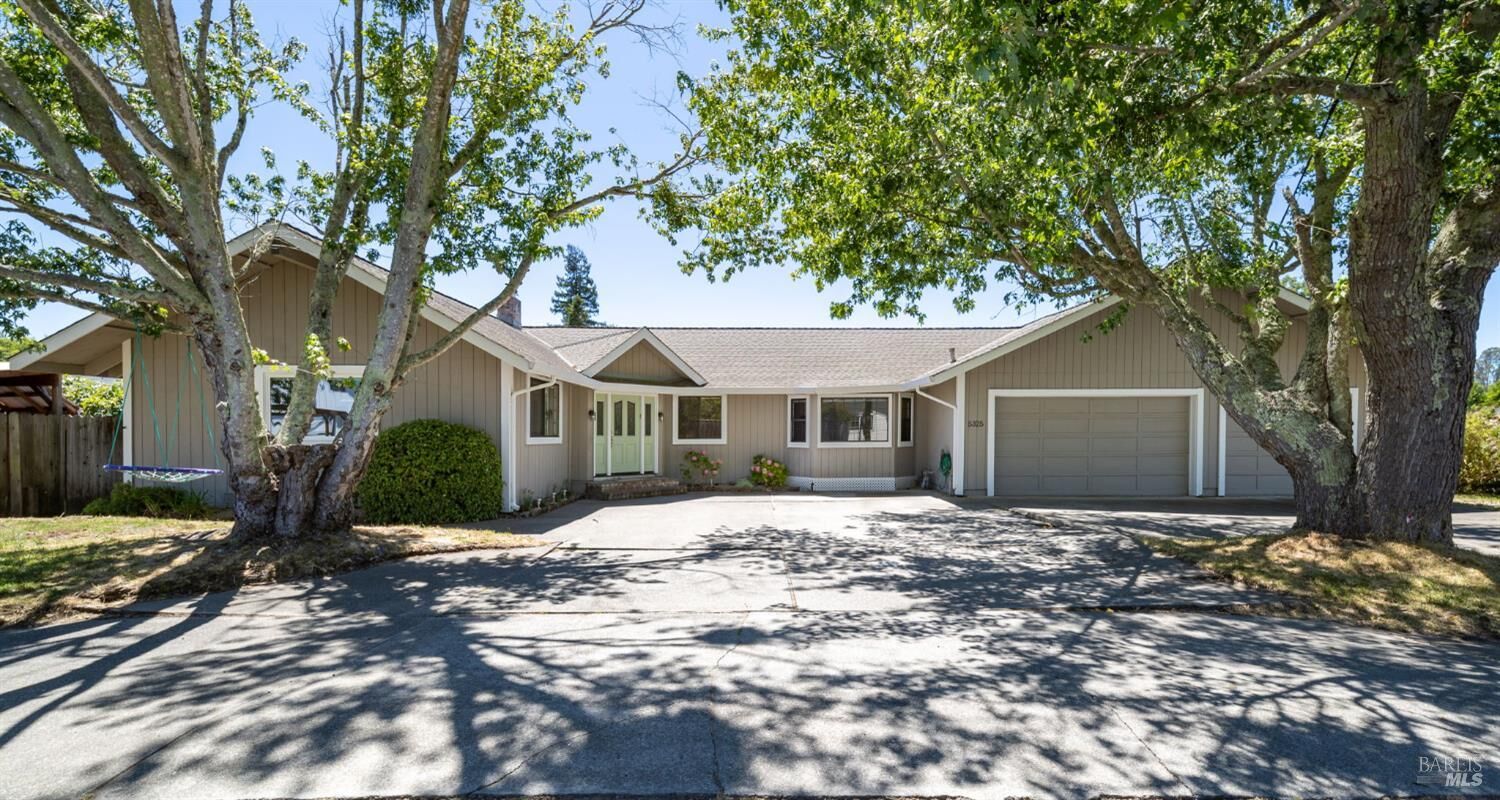 Property Photo: 5325 Lone Pine Road CA 95472