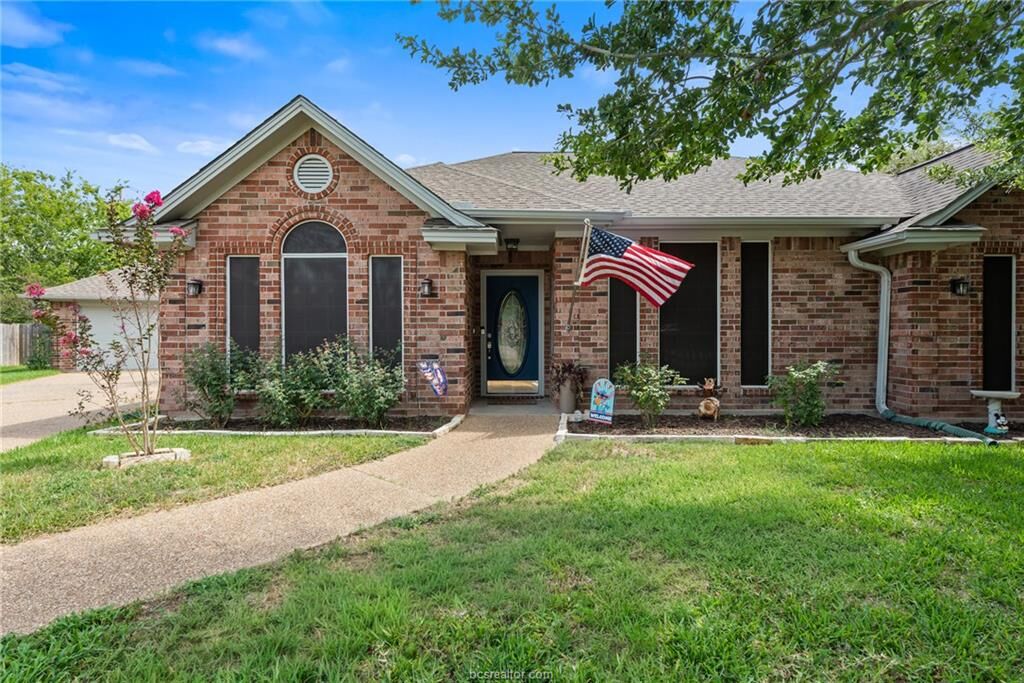 Property Photo:  3403 Mustang Lane  TX 77845 