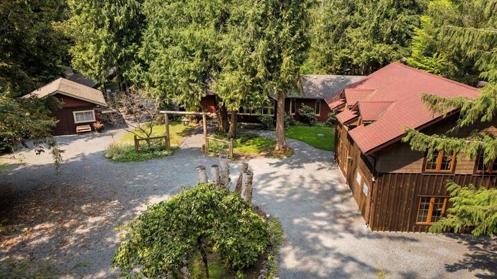 Property Photo: 1735 Spring Creek Drive 14 BC V2R 0C9