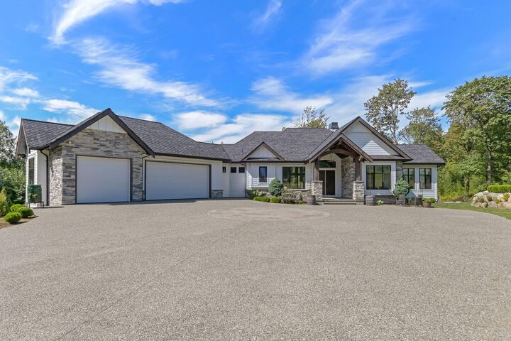 30675 Silverhill Avenue — photo 1