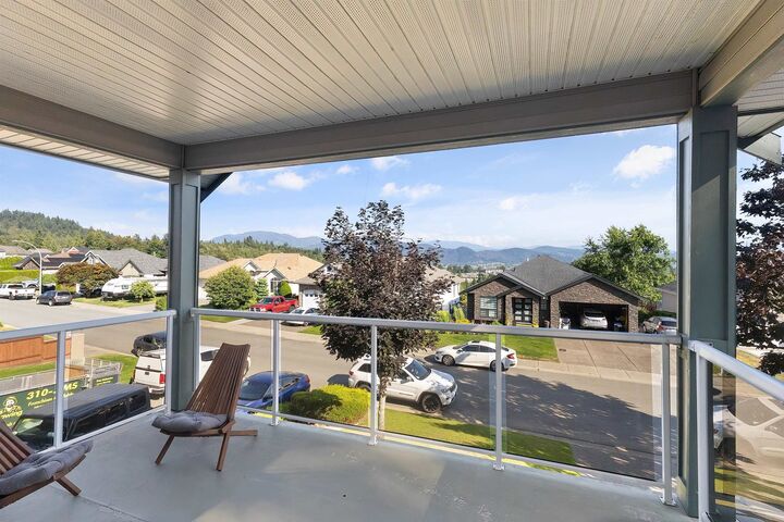 Property Photo: 33577 12th Avenue BC V2V 6Z6