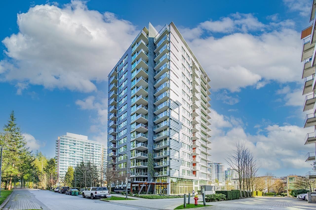 Property Photo:  5728 Berton Avenue 503  BC V6S 0E5 