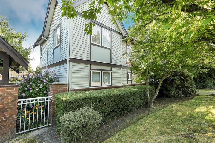 Property Photo:  21801 Dewdney Trunk Road 1  BC V2X 3G8 