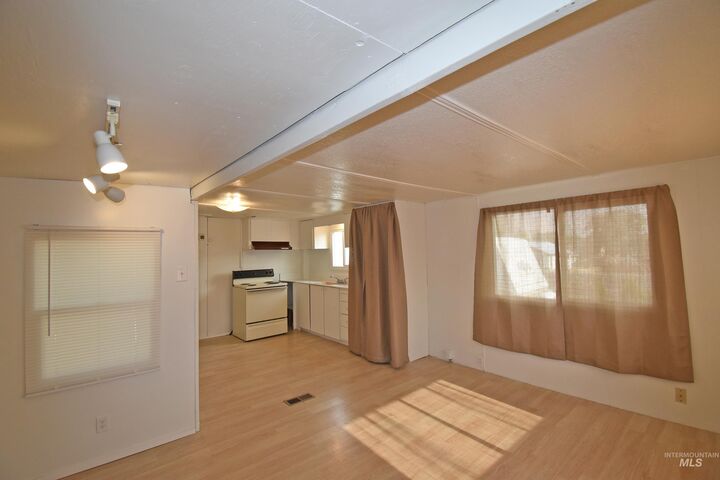Property Photo: 1265 Elm Street #3 WA 99403
