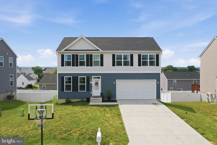 Property Photo: 142 Einstein Way WV 25404
