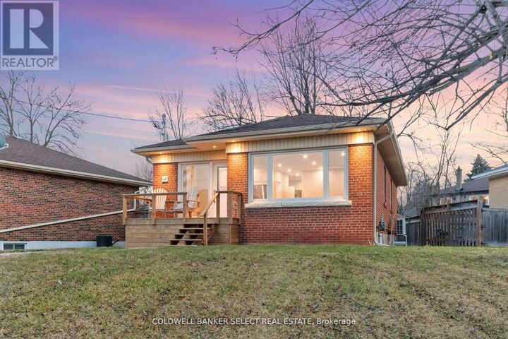 Property Photo:  49 Ewing Street  ON L7G 2R2 