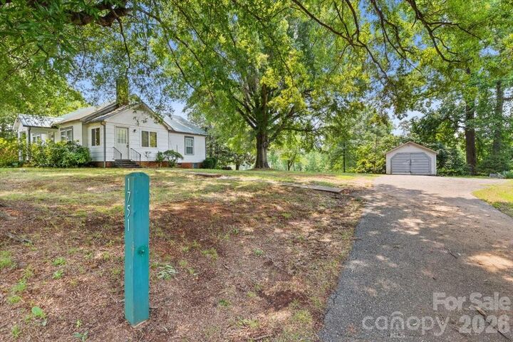 Property Photo:  1751 W Nc 10 Highway  NC 28658 