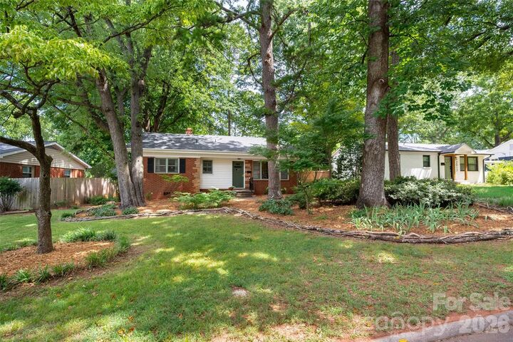 Property Photo:  2911 Enfield Road  NC 28205 