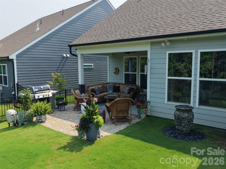Property Photo:  1441 Ardmore Drive  NC 28673 