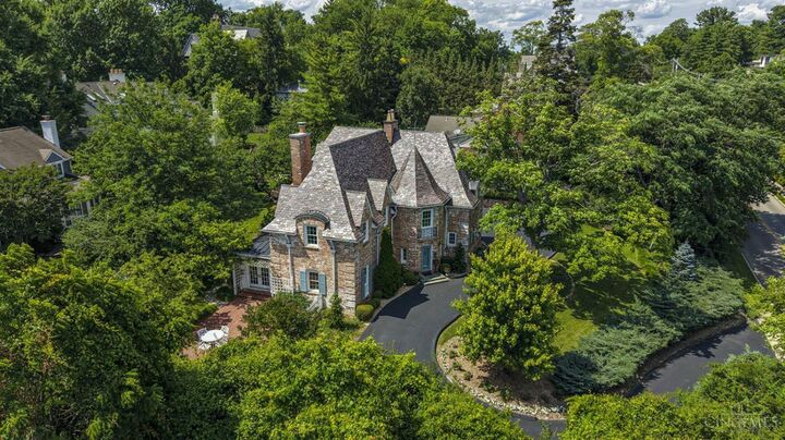 Property Photo: 1075 Edwards Road OH 45208