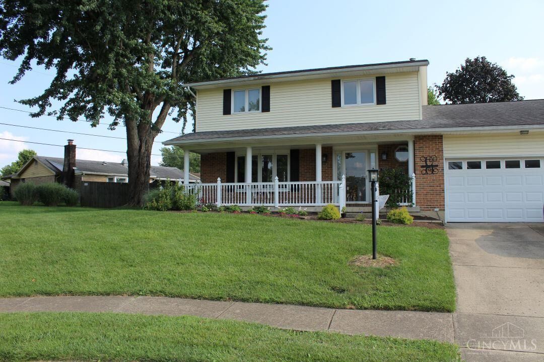 Property Photo:  1060 Mayfair Drive  OH 45177 