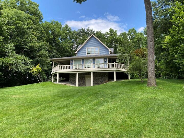 Property Photo:  1010 W Herr Road  OH 43078 