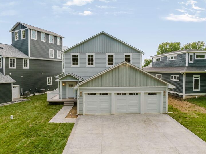 Property Photo: 13784 Rosewood NE Road OH 43076