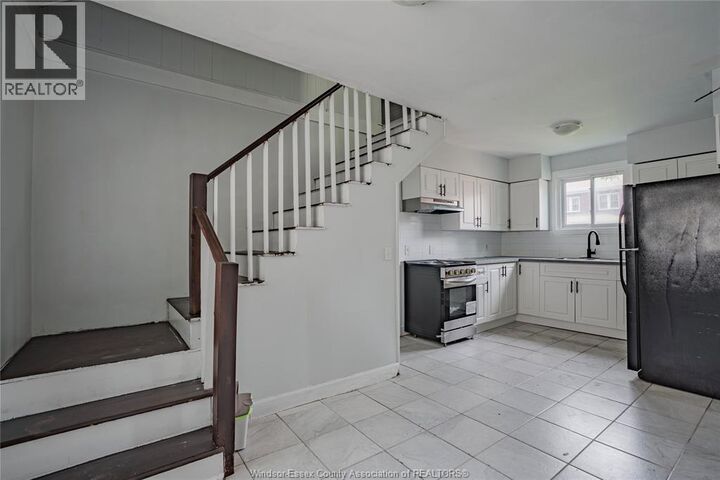 Property Photo:  3668 King Street  ON N9C 1P5 