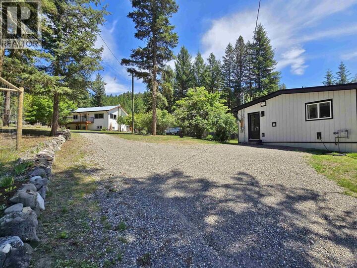 Property Photo: 2435 Sandberg Road BC V2G 4W5