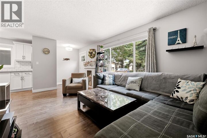 Property Photo:  1566 Grosvenor Street  SK S4N 4C6 