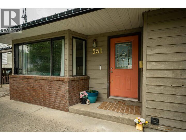 551 Pearkes Drive — photo 1