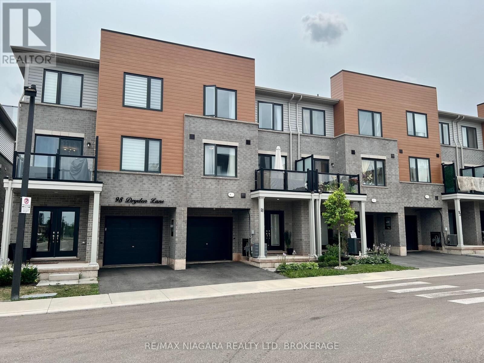 Property Photo:  96 Dryden Lane 48  ON L8H 0B6 