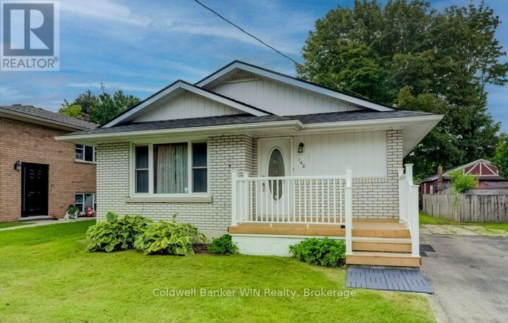 Property Photo:  140 Queen Street East  ON N0G 2L3 