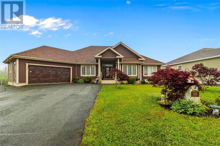 45 Kestrel Drive — photo 1