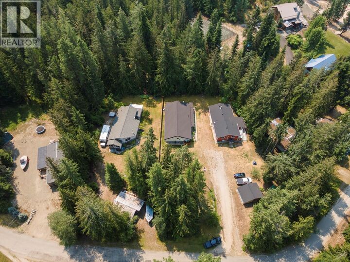 Property Photo: 10215 Twin Bays Road BC V0B 1A1