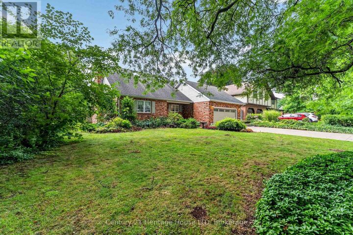 Property Photo: 6254 Gore Street ON L2J 4G5