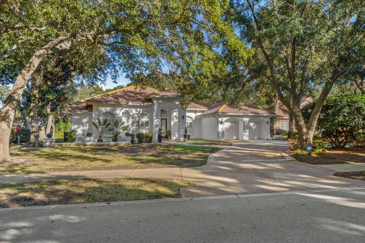 Property Photo: 4379 Old Bayou Trail FL 32541