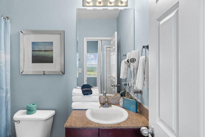 Property Photo:  9860 S Thomas Drive Unit 2111  FL 32408 