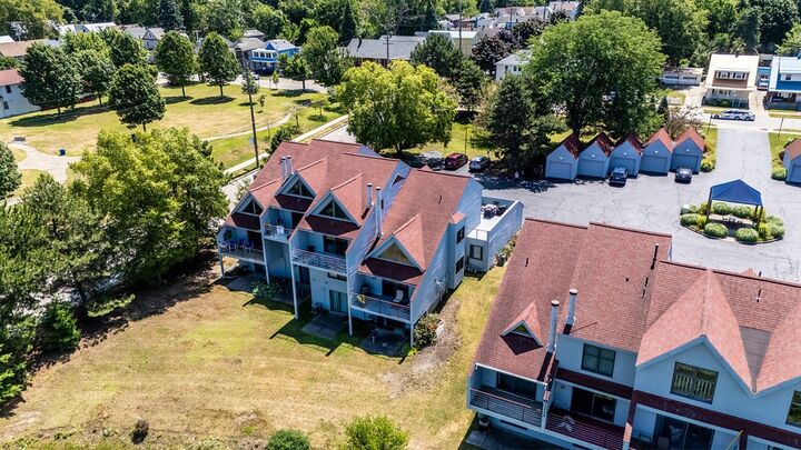 Property Photo:  1010 Lookout Drive  PA 16507 