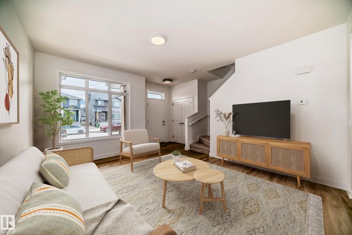 Property Photo:  2624 62 Street SW  AB T6X 3G3 