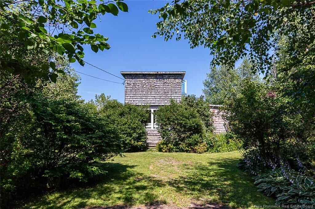 Property Photo: 41 De La Rochelle Avenue NB E4R 4C8