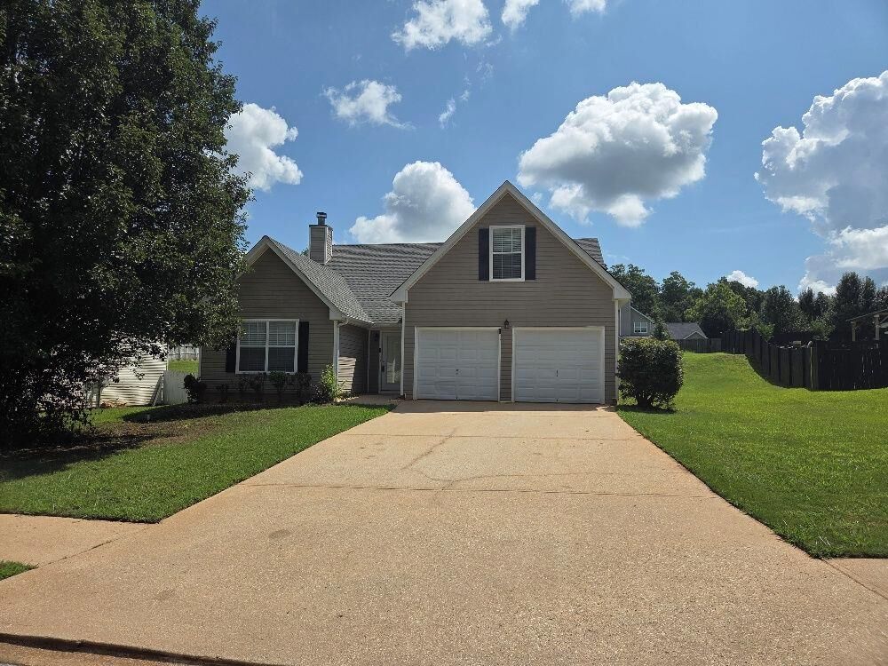 Property Photo: 45 Robertford Drive Drive GA 30016