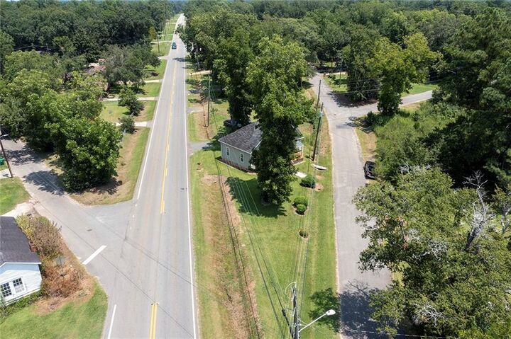 Property Photo:  823 Cooper Drive NE  GA 39842 