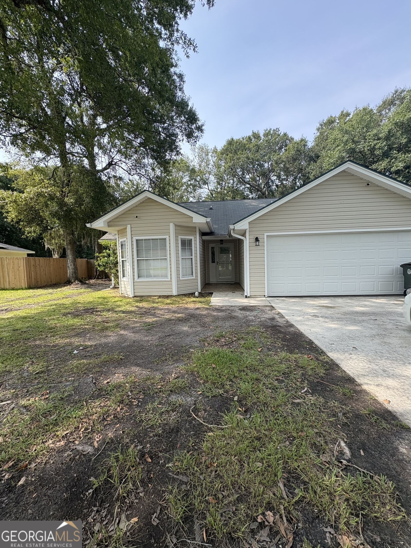 Property Photo: 112 Boxwood Court GA 31548
