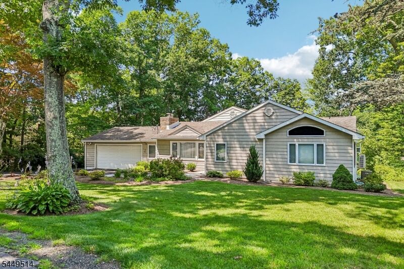Property Photo: 3 Beech Ct NJ 07460
