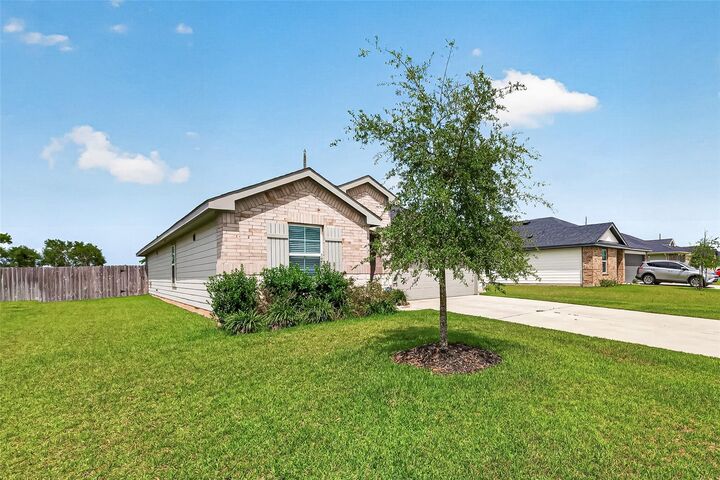 Property Photo:  1143 Buffalograss Trail  TX 77474 