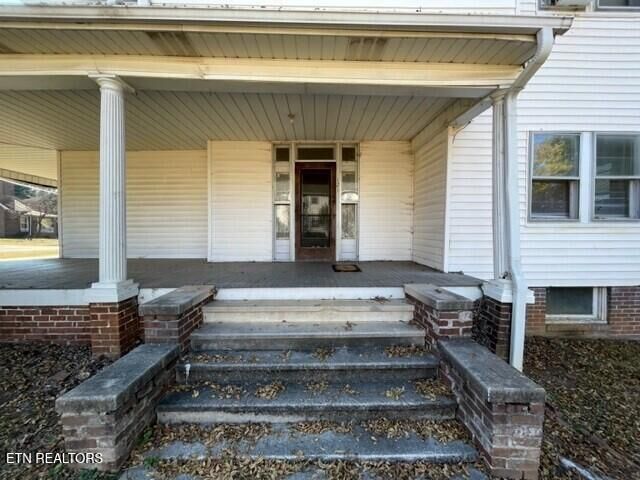 Property Photo:  121 Stanley Ave  TN 37803 